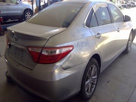 2015 TOYOTA CAMRY, SILVER, SE, 2.5L, AT,   Z25129
